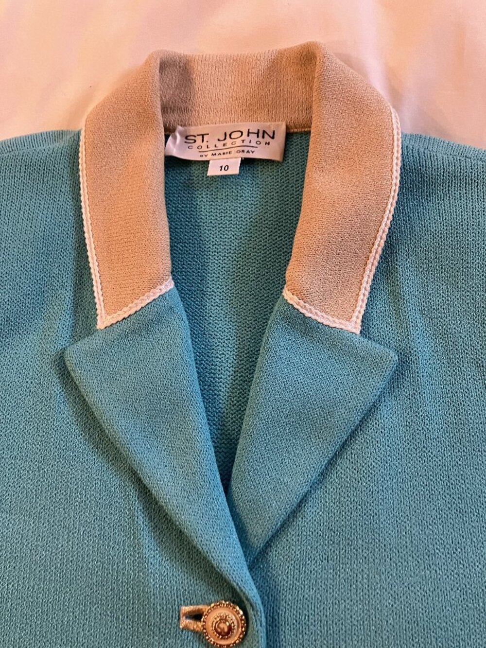 St John Vintage Turquoise with Tan and White Trim 3 Pc Skirt Suit Sz. 10